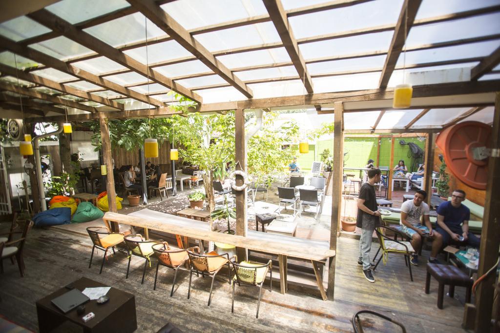Hotel The White Tree Pristina Exterior foto