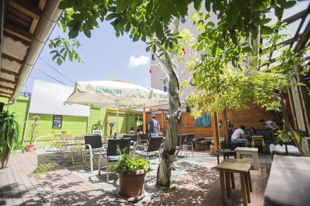 Hotel The White Tree Pristina Exterior foto